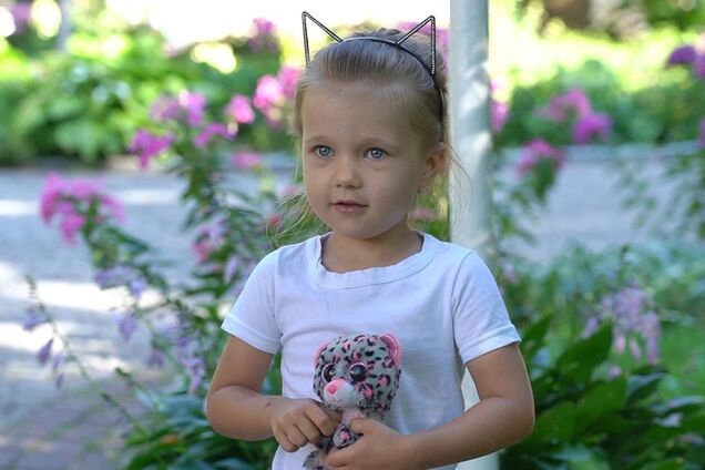 'Дитина щаслива': 4-річна Афіна з Кривого Рогу пройшла курс реабілітації від Фонду Ріната Ахметова