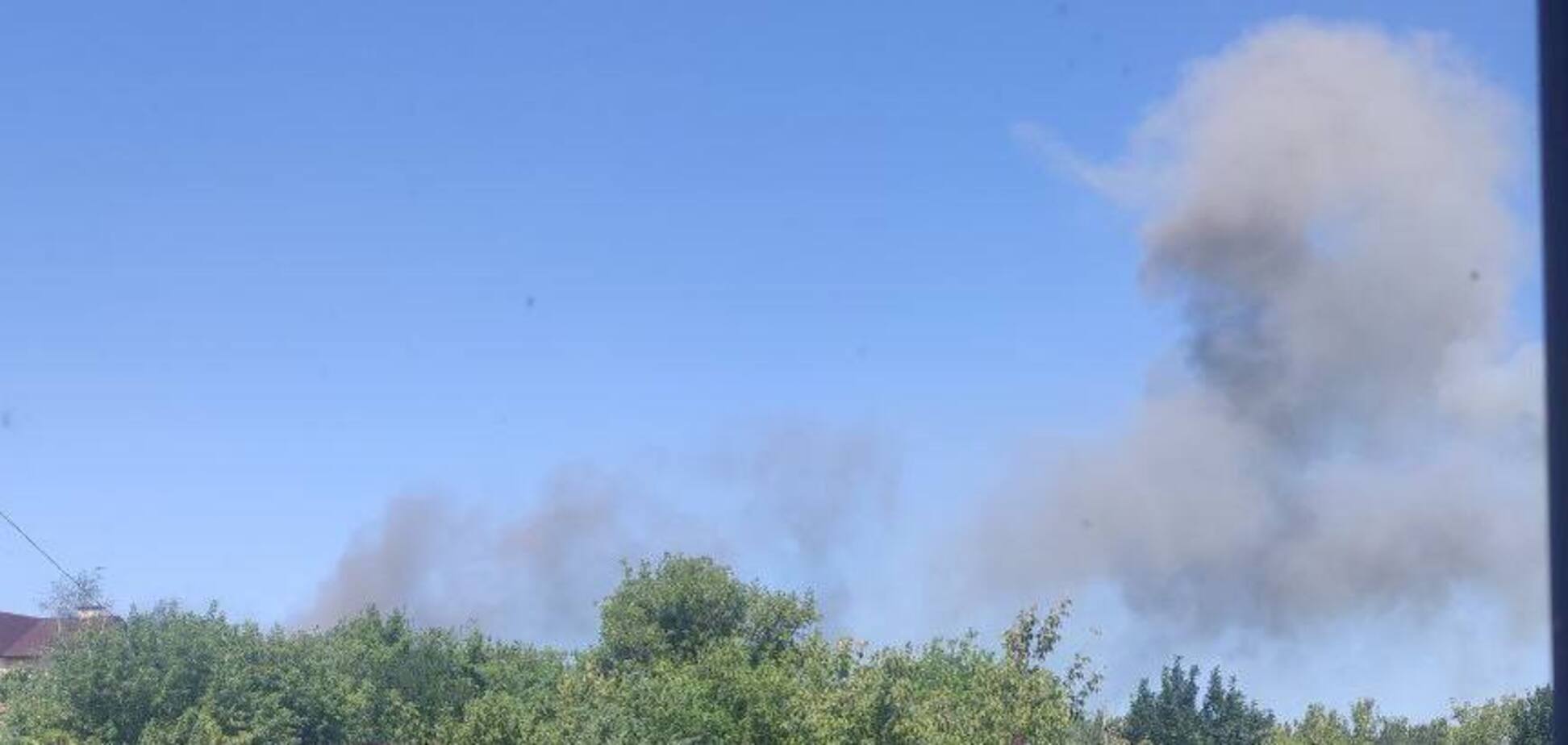 На окраине Харькова после удара КАБом прогремел взрыв: известно о повреждении жилых домов