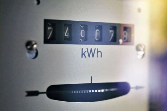 Счетчик на электроэнергию, иллюстративное фото