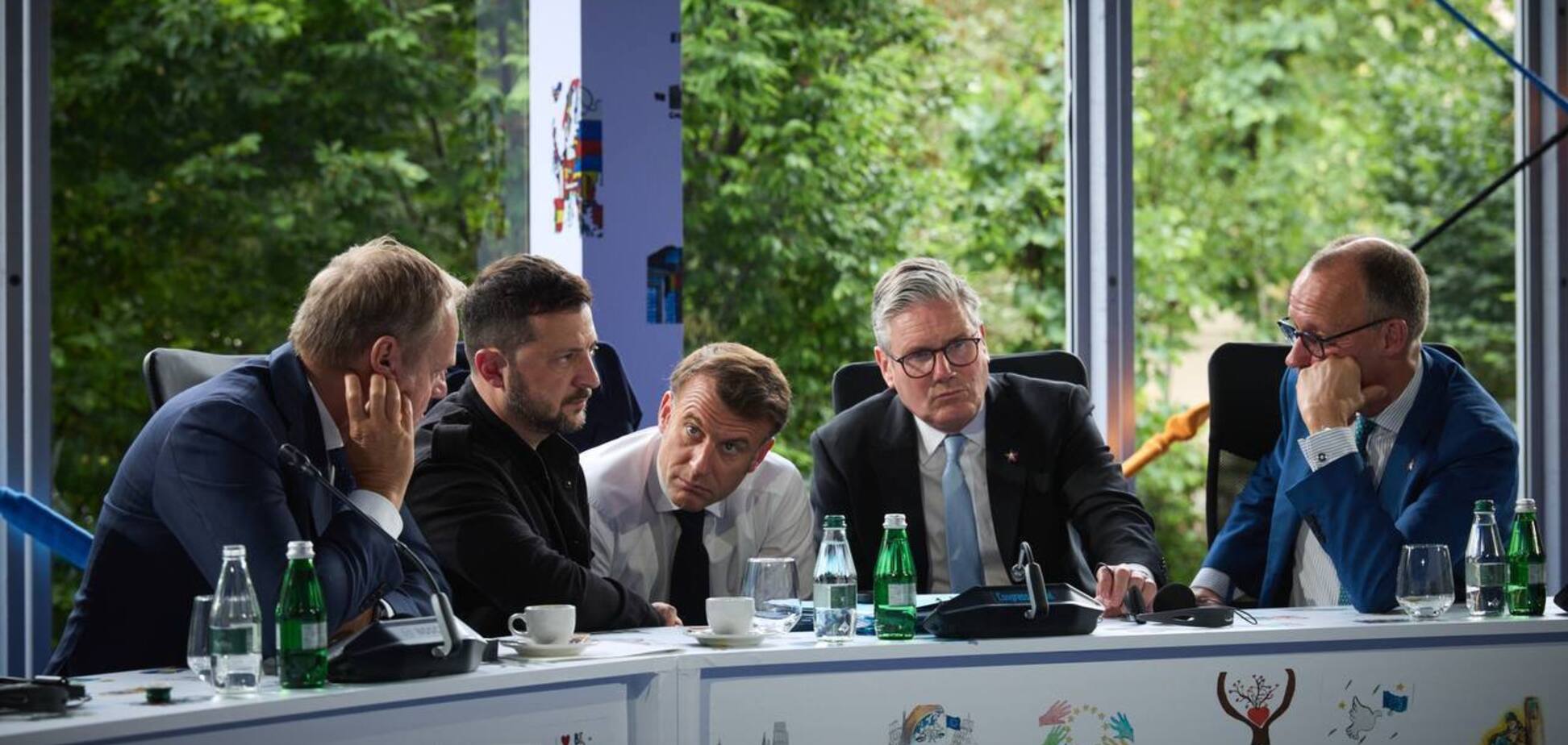 Коалиция желающих готова разместить войска в Украине, но есть нюанс: заявление Стармера и Макрона