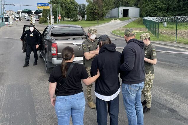 Из США депортировали граждан Украины