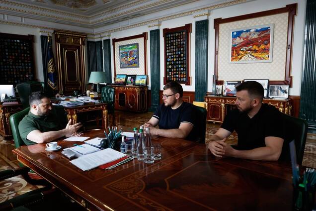 На хабарях викрито нардепа, очільників районної й міської адміністрацій, військових НГУ: стали відомі прізвища. Фото