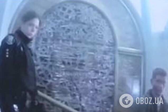 'Вирішив кинути через стегно': з'явилось відео з бодікамери поліцейських під час затримання підозрюваного у вбивстві підлітка на фунікулері