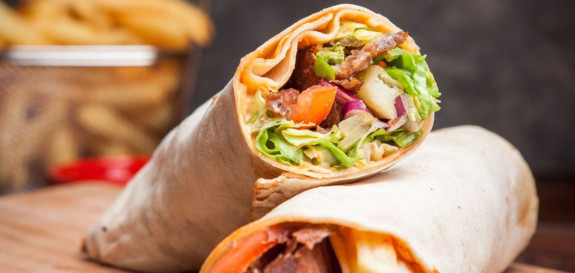 Как сказать слово 'шаурма' во множественном числе на украинском: ответ вас удивит