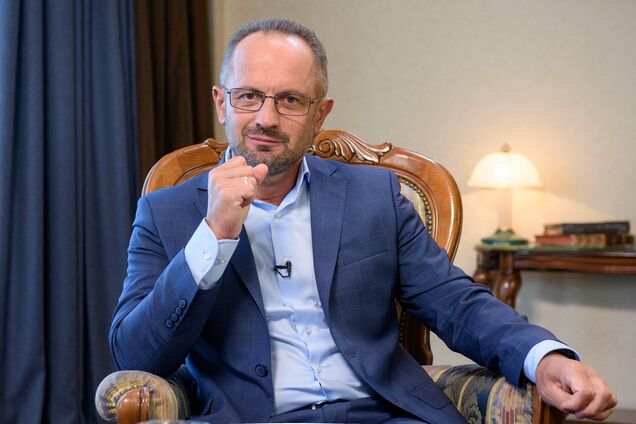 'Вашингтон находится в состоянии шторма': дипломат объяснил, под каким давлением оказался Трамп и что это значит для Украины