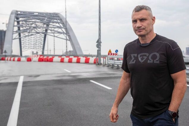 У Києві на Подільському мосту повністю відкриють рух усіма смугами: Кличко назвав дату. Фото