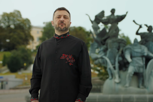 'Строим Украину, у которой будет достаточно силы': Зеленский поздравил украинцев с Днем Независимости. Видео