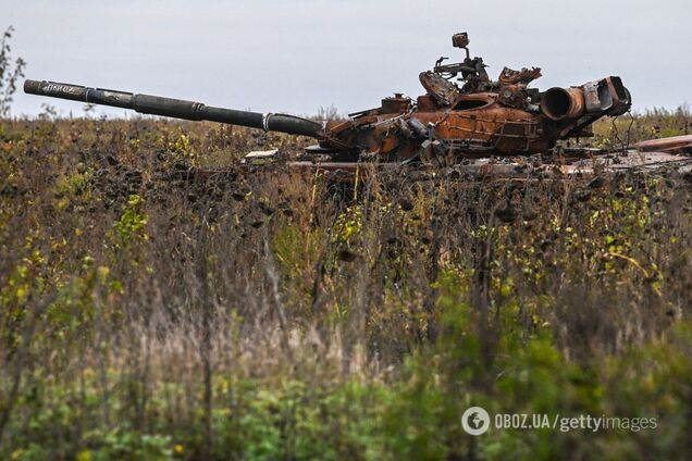 Сгоревший российский танк