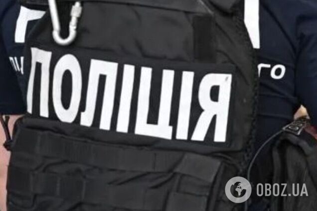На Дніпропетровщині чоловік поранив ножем п'ятьох людей: поліція його застрелила