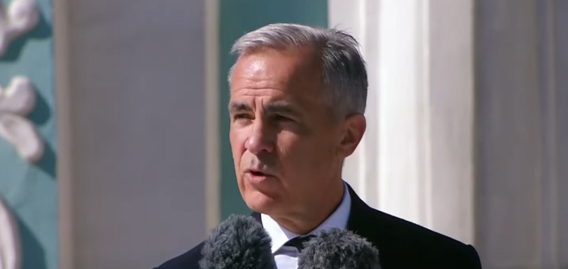 Карні: Канада виділяє $1 млрд на постачання дронів, боєприпасів та бронетехніки Україні