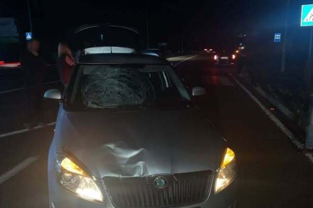 На Львовщине 21-летний водитель сбил 14-летнюю девочку: ребенок в реанимации. Фото