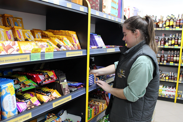 Крупная сеть магазинов в Украине уклоняется от налогов с помощью теневой схемы