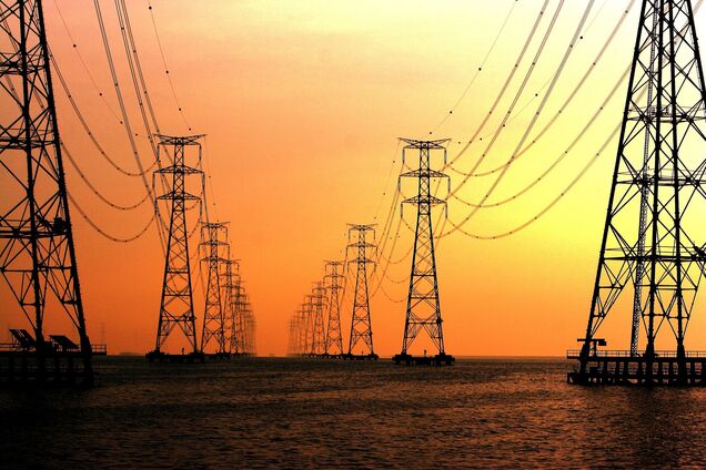 Ілюстрація. Лінії електропередач