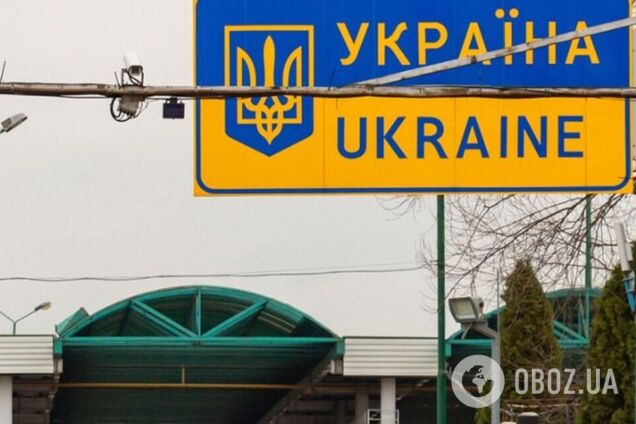 В Кабмине уточнили, мужчины какого возраста теперь смогут выехать из Украины