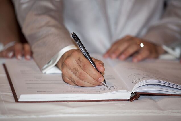 Как оформить завещание за границей: в Минюсте объяснили алгоритм действий