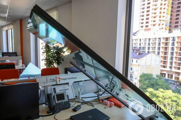 В Киеве в результате российского обстрела пострадали офисы нескольких изданий. Фото