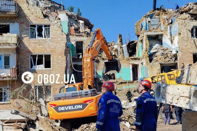 Ужасный удар России по Киеву: повреждены 225 домов, более 5400 выбитых окон. Фото и видео