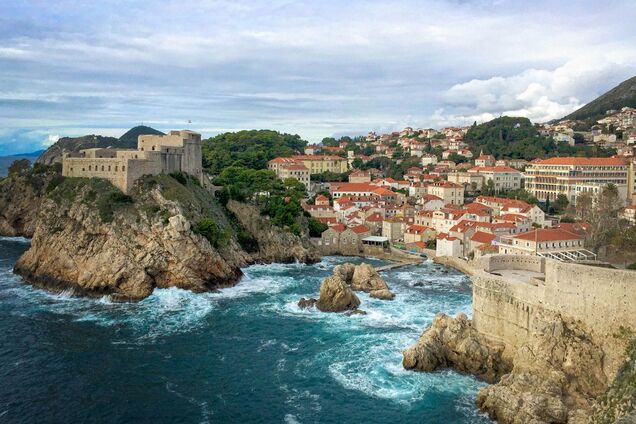 Назван самый безопасный город Европы для путешествий