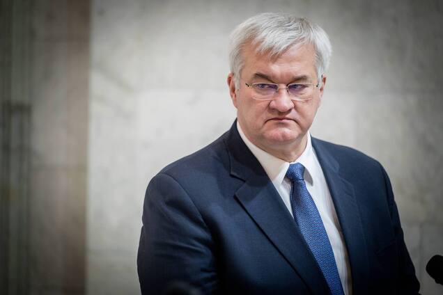 МИД Украины вызвал посла Венгрии и вручил ему ноту протеста из-за санкций против 'Мадяра': подробности