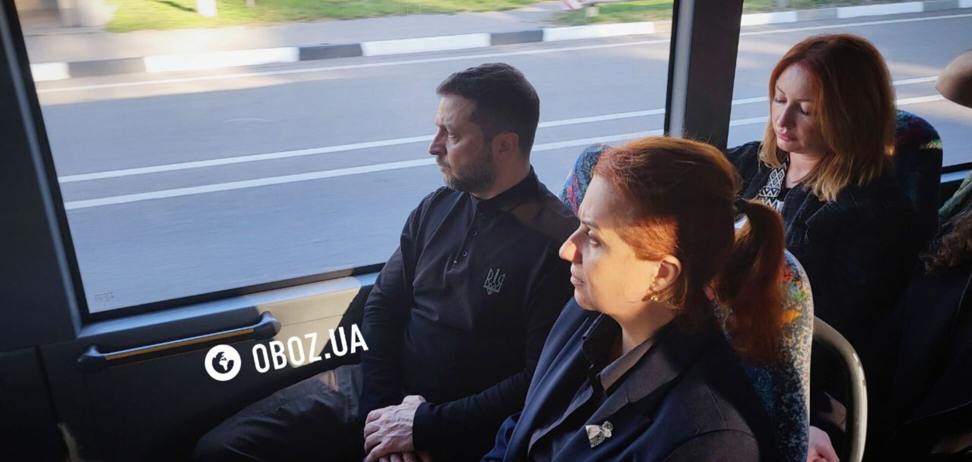 Зеленский и Калмыкова проехались на автобусе из Киева в Мархалевку. Фото и видео