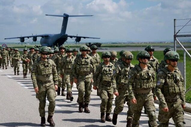 'Нерациональная история': Селезнев объяснил, почему 40-километровая буферная зона не сработает в Украине