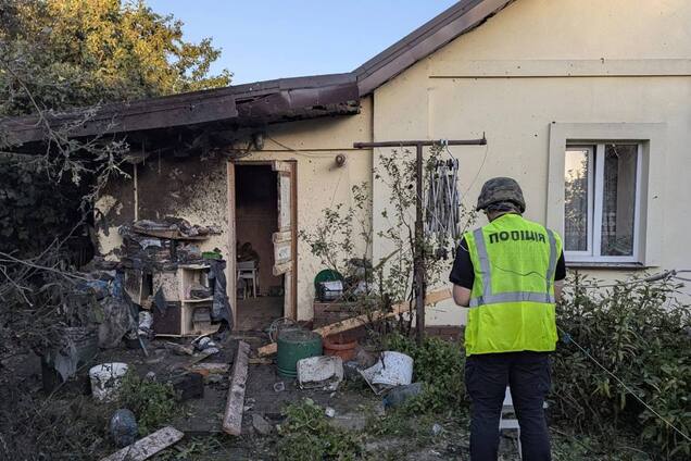 Є пошкодження: у поліції розповіли про наслідки російської атаки на Київщину. Фото