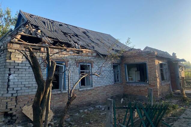 Оккупанты атаковали Днепропетровскую область: повреждены дома, есть пострадавшие. Фото