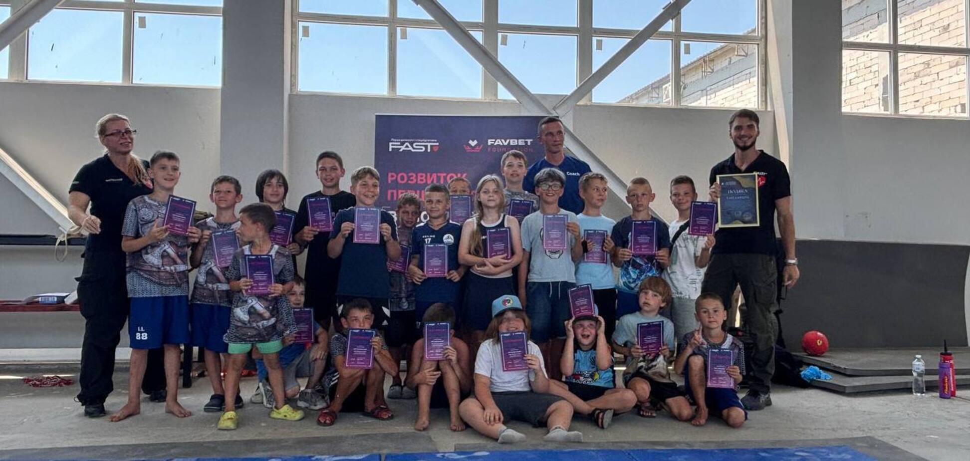 Favbet Foundation и FAST провели тренинг по домедицинской помощи для юных хоккеистов клуба "Морские волки"