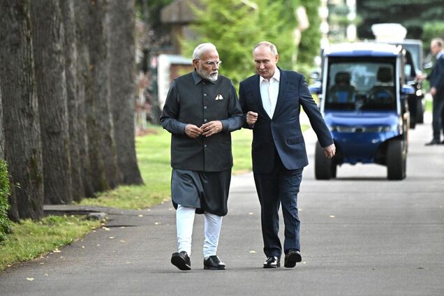 Прем'єр Індії Нарендра Моді на зустрічі з кремлівським диктатором Володимиром Путіним у 2024 році. Ілюстрація