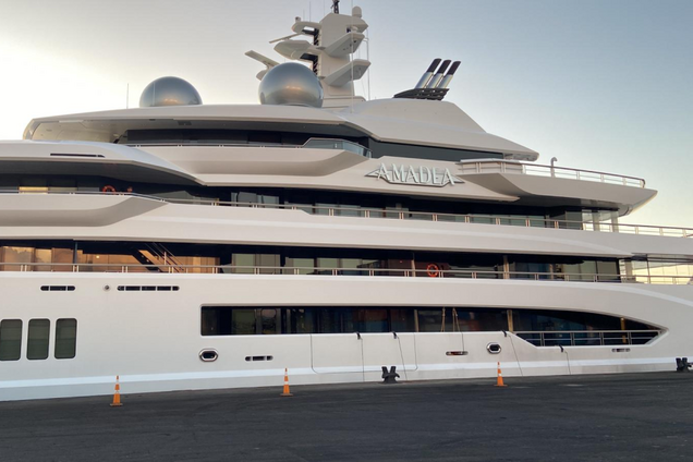 Ілюстрація - яхта Amadea Сулеймана Керімова