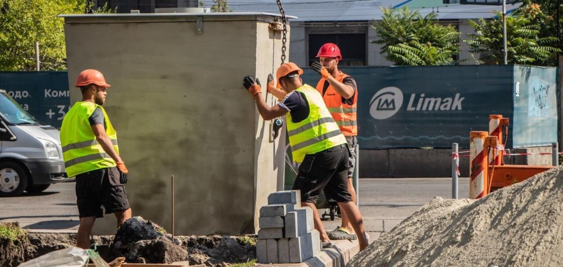 В Днепре расширили сеть подземных мусорных контейнеров