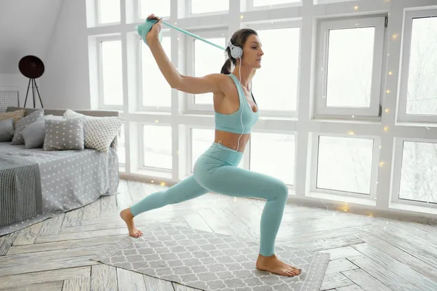 Тело в тонусе за 20 минут: домашняя тренировка для идеальной формы