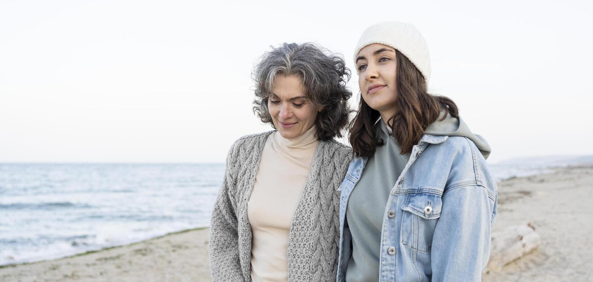 Брови становятся длиннее, а рост – меньше: интересные факты о старении