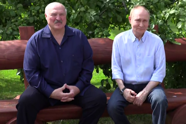 Лукашенко провів перемовини з Путіним і заявив, що Росія не проти 'повітряного перемир'я'