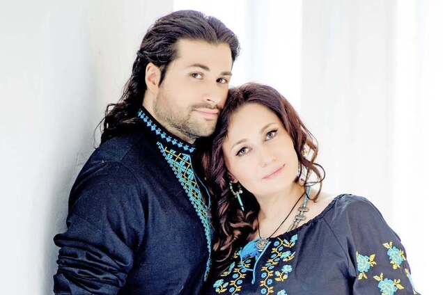 Елена Мозговая сделала редкое заявление о здоровье Дэвида Аксельрода, который исчез из инфопространства из-за ранения