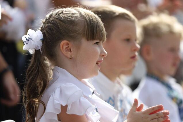 В Украине стартовал новый учебный год: какие изменения произошли в школах Днепра