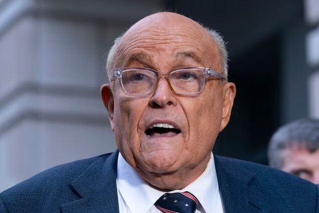 Колишній адвокат Трампа Руді Джуліані потрапив у лікарню після ДТП
