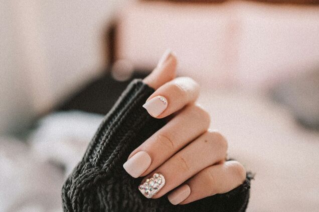 Не 'голі нігті': у тренди залетів новий осінній манікюр