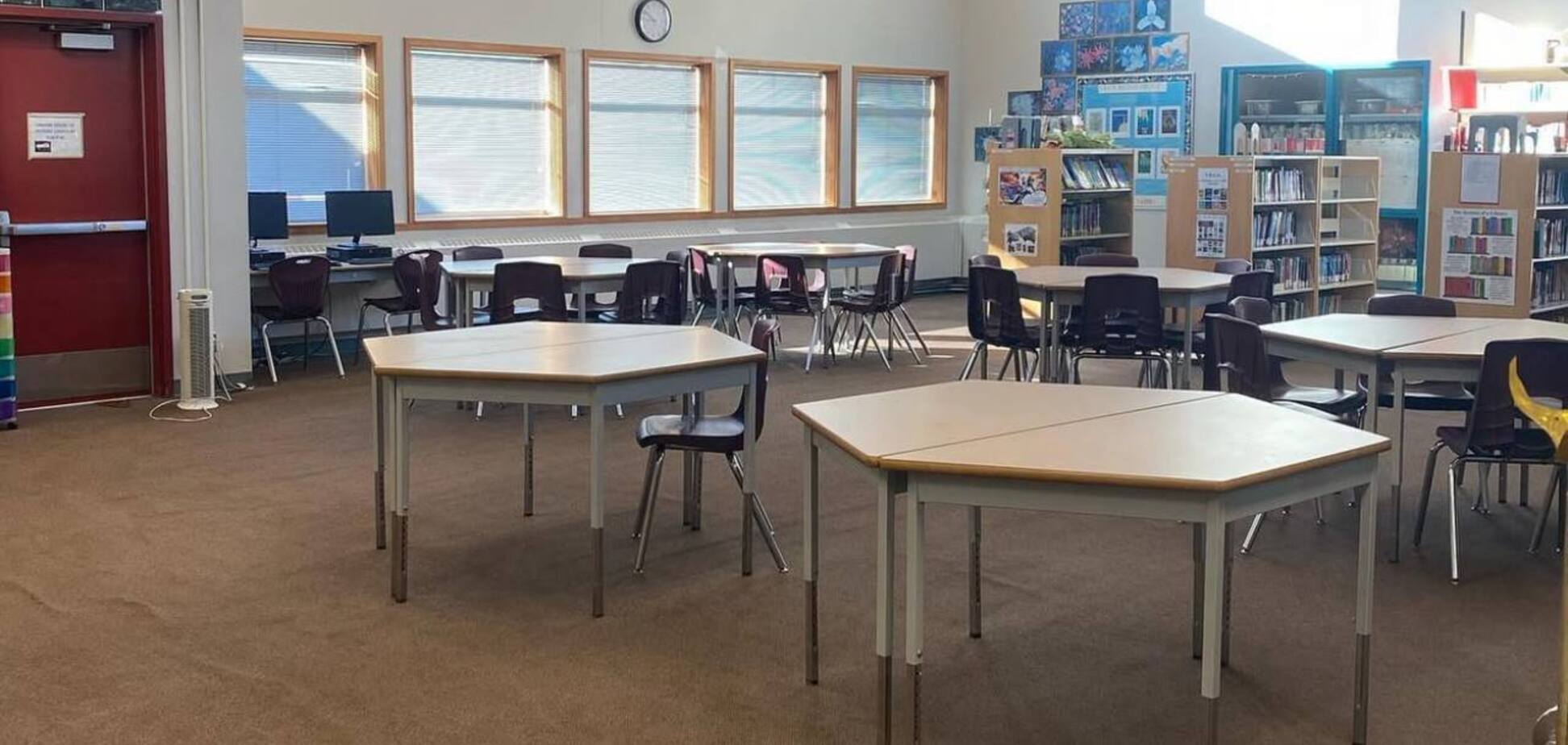 'В Україні кожен сам за себе'. Журналістка, яка з сином виїхала до Канади, поділилась враженням про місцеві школи