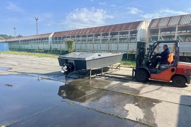 Из Украины пытались вывезти боевой БЭК под видом рыбацкой лодки. Подробности и фото