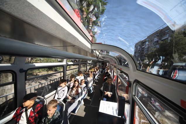 Екскурсійний трамвай у Дніпрі