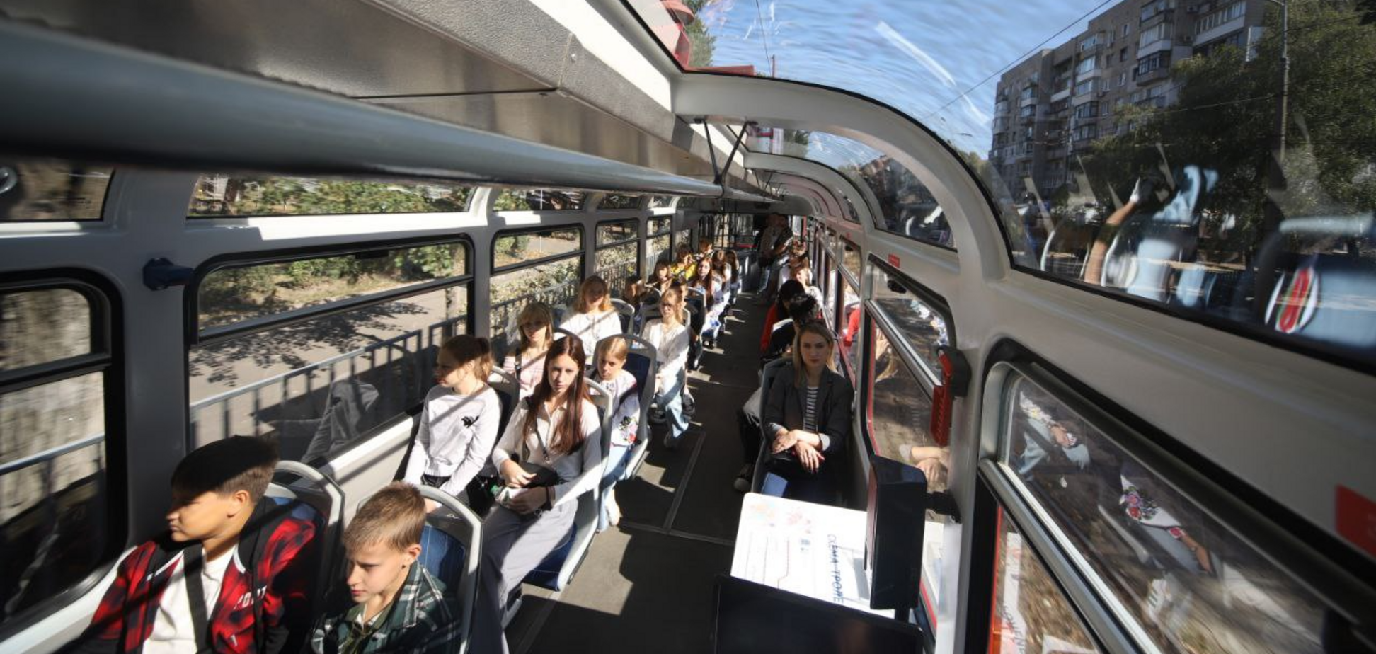 Екскурсійний трамвай у Дніпрі