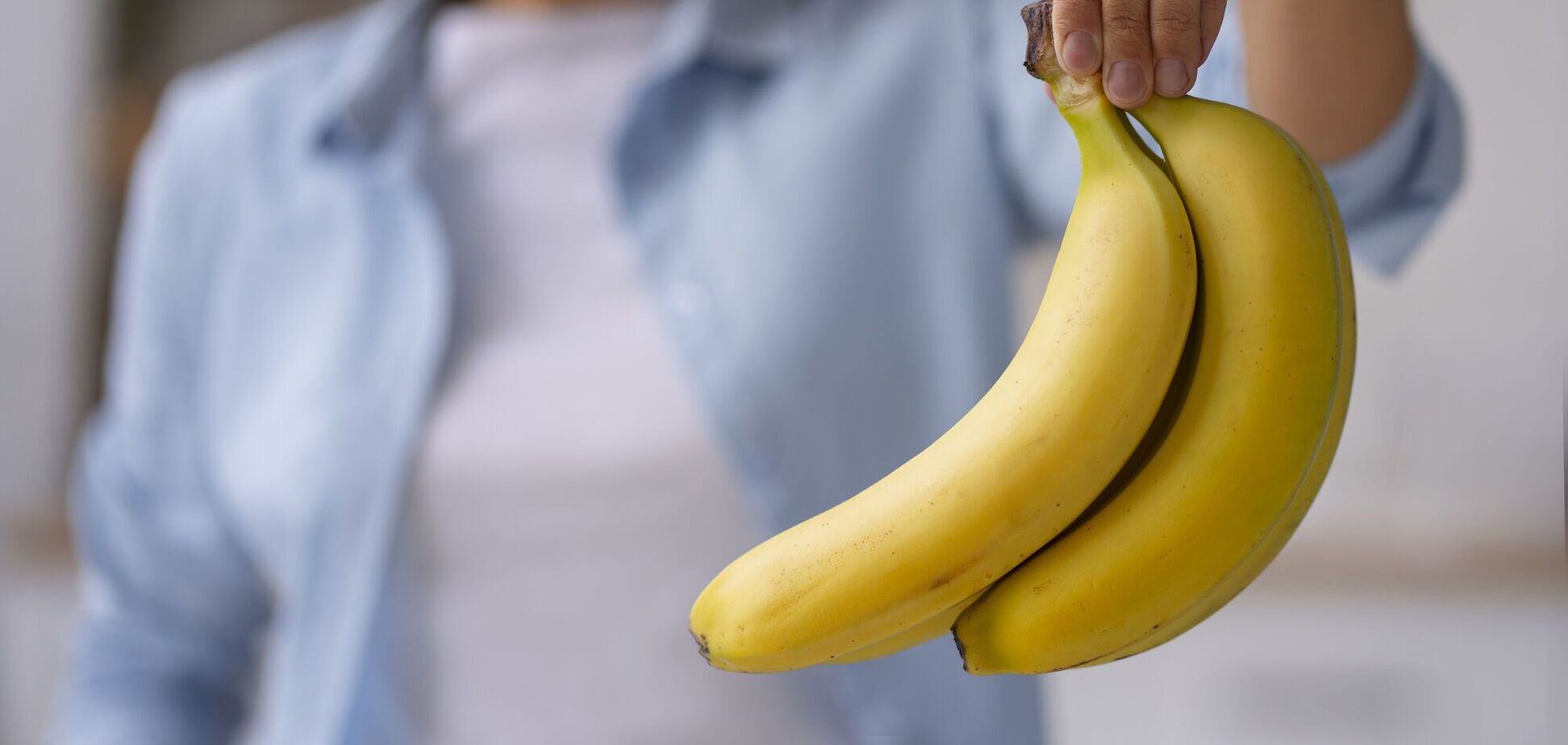 Зелений, жовтий чи коричневий: який банан найкорисніший