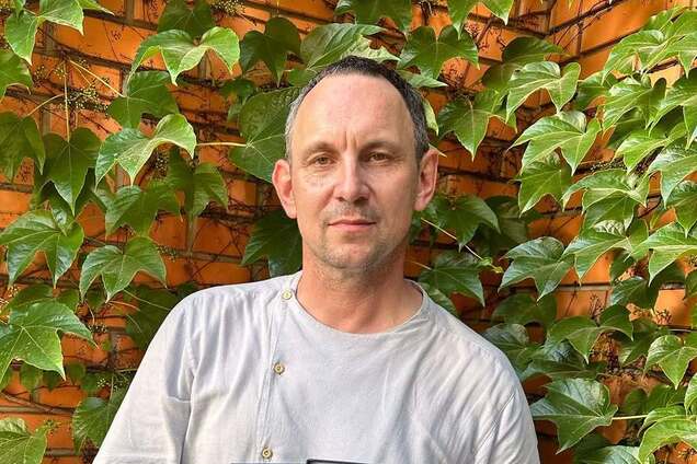 Россияне разрушили квартиру экс-жены Валерия Харчишина в Киеве: что с ней сейчас