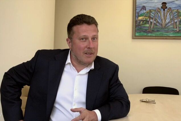 'Золотой унитаз' с Грушевского оказался собственностью семьи нардепа Яценко – 'РБК-Украина'