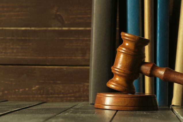 Поставлял канцтовары и технику: предприниматель из Херсона сотрудничал с оккупантами и поплатился