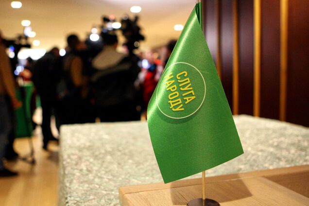 'Без квот и кулуарных договоренностей': в 'Слуге народа' призвали к созданию новой коалиции и правительства