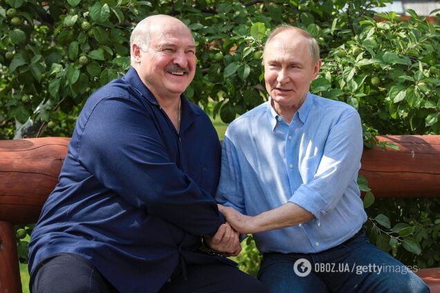 Зачем Трамп 'льстит и реанимирует' режим Лукашенко, приедет ли он в Минск и как уступками США Беларуси воспользуется Путин. Интервью с Веселовским