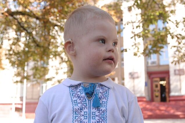 'Дитина почне чути голос рідних': 3-річний Богдан із Запоріжжя отримав слухові апарати від Фонду Ріната Ахметова