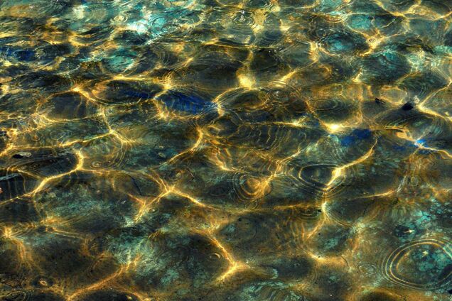 В мировом океане есть золото: ученые сказали, можно ли его достать